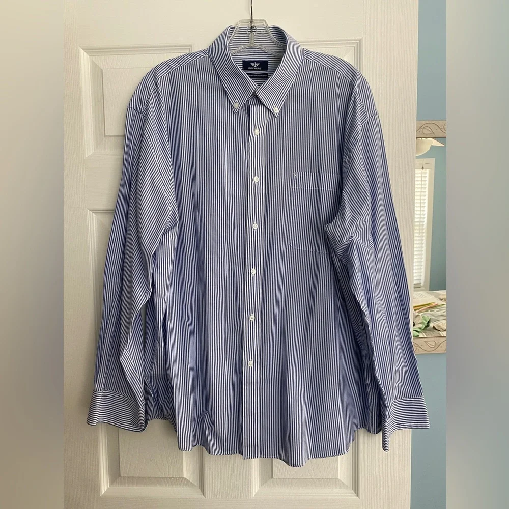 Dockers Men’s Button Down Shirt Blue White Striped Long Sleeve Men’s Size XL - Picture 1 of 7